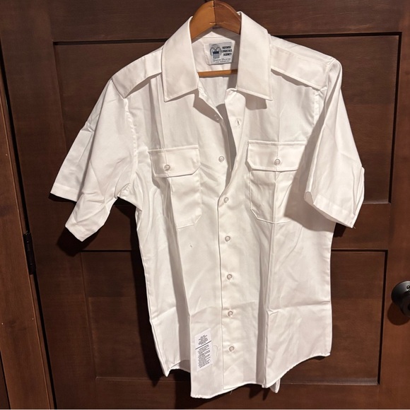 Men's White Short Sleeve Button Down Shirt - Picture 1 of 5
